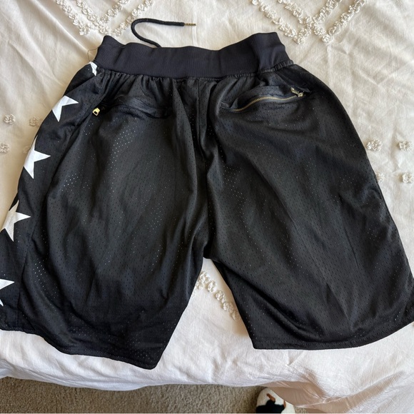Space Jam Basketball Shorts - Picture 2 of 4